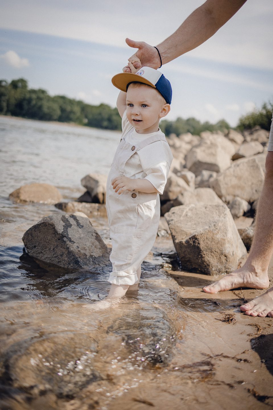 OUTDOOR family shooting families fotos schwanger fotos Babybauch Köln fotos Fotos am Rhein