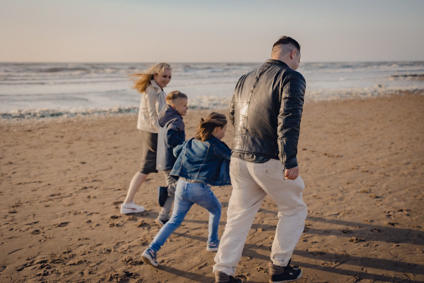 OUTDOOR family shooting families fotos fotos Reise fotografie Niederlande shooting Fotos am meer